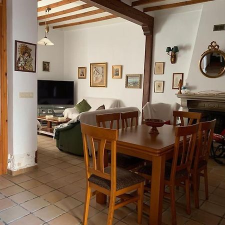 Ca Corrales: Como En La Playa, Pero En El Pueblo Calpe Eksteriør billede
